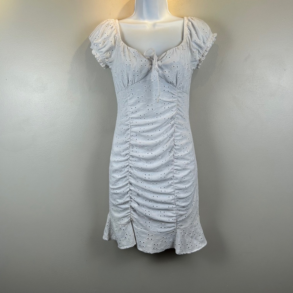 Almost Famous White Eyelet Mini Dress Short Puff Sleeve Ruched Ruffle Hem Medium